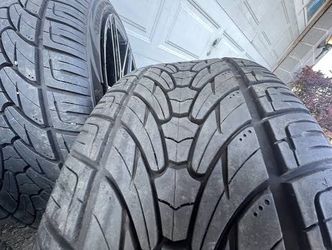 Giovanna 275/30ZR24 101W XL Ultra High Performance Tire