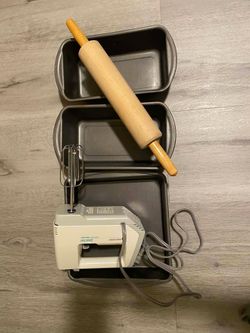 Baking utensils