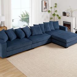 BRAND NEW LARGE SECTIONAL COUCH WITH OTTOMAN