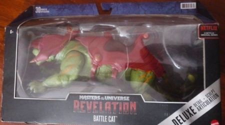 Masters of the Universe Revelation Battle Cat Deluxe Figure