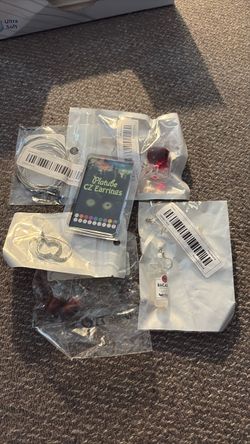 Mixed Lot of New Fashion Earrings 6 pairs