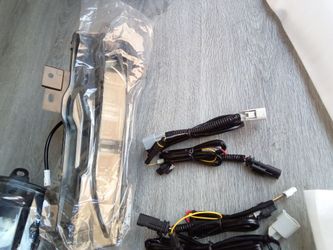 Tesla fog lights new left & right Tesla fogs