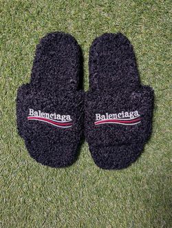 Balenciaga Slides Black