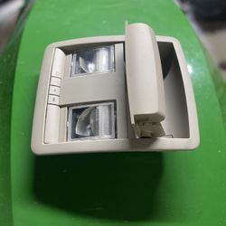 Jeep Grand Cherokee Dome Light