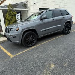 2020 Jeep Grand Cherokee