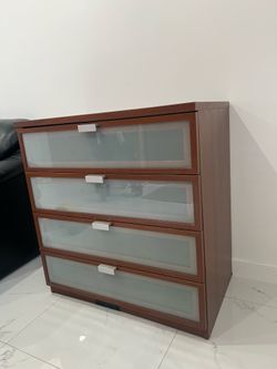 IKEA Dresser 4 jumbo Drawers cajonera