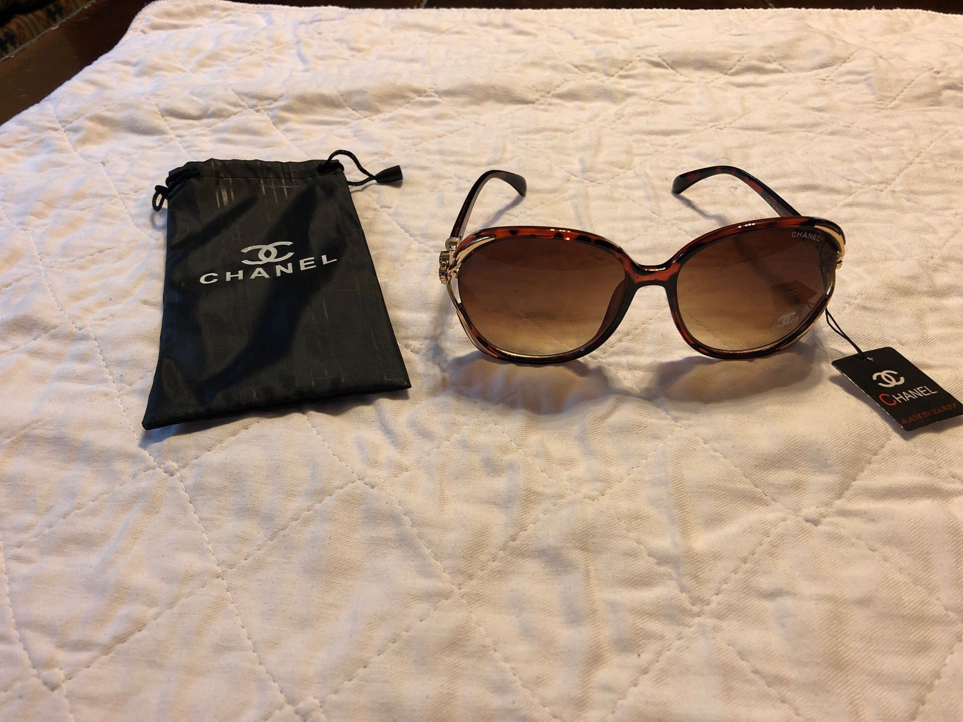 Women’s sunglasses, Chanel, brand new