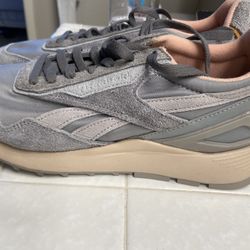 Reebok Shoes  - Men’s 9.5