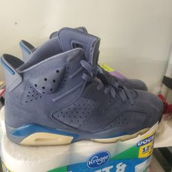 🟦 Air Jordan 6 Retro “Georgetown” - Size 11

🔥 Condition: Gently worn, 9/10 🧼 Material: Premium suede/nubuck 