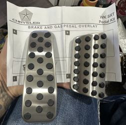 odge Chrysler WK SRT Pedal Kit Brake & Gas Pedal Overlay 0(contact info removed)AB New OEM