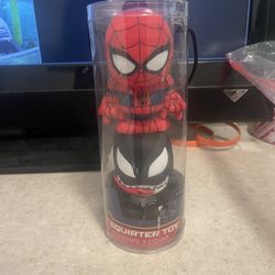 Marvel Spider-Man & Venom Squirter Plastic Figurine Set