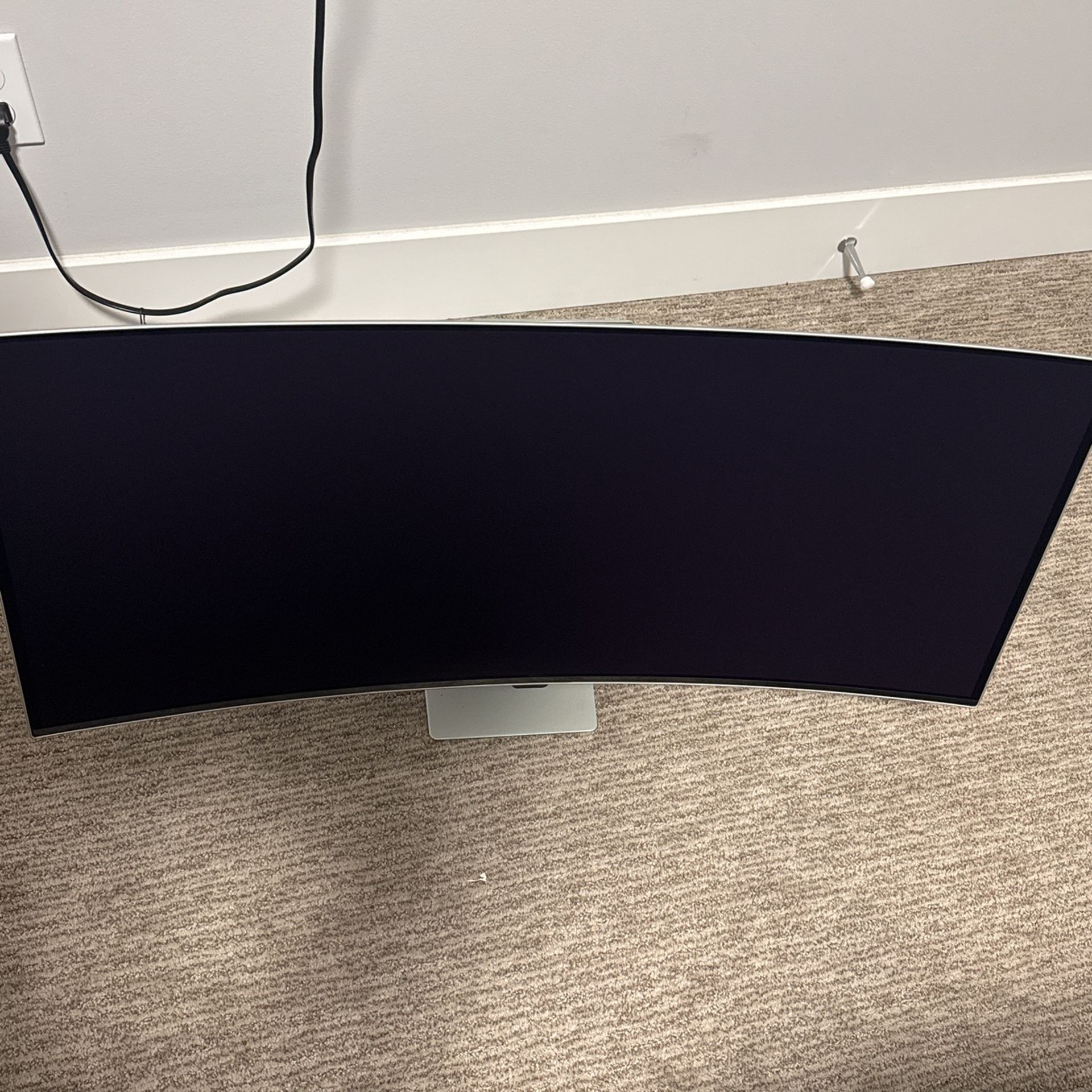 Samsung Odyssey OLED G8 34" Curved WQHD FreeSync Premium Pro Smart Gaming Monitor with HDR400