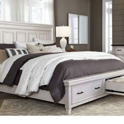 Stylish Bed with Storage Drawers & USB Charging Ports 