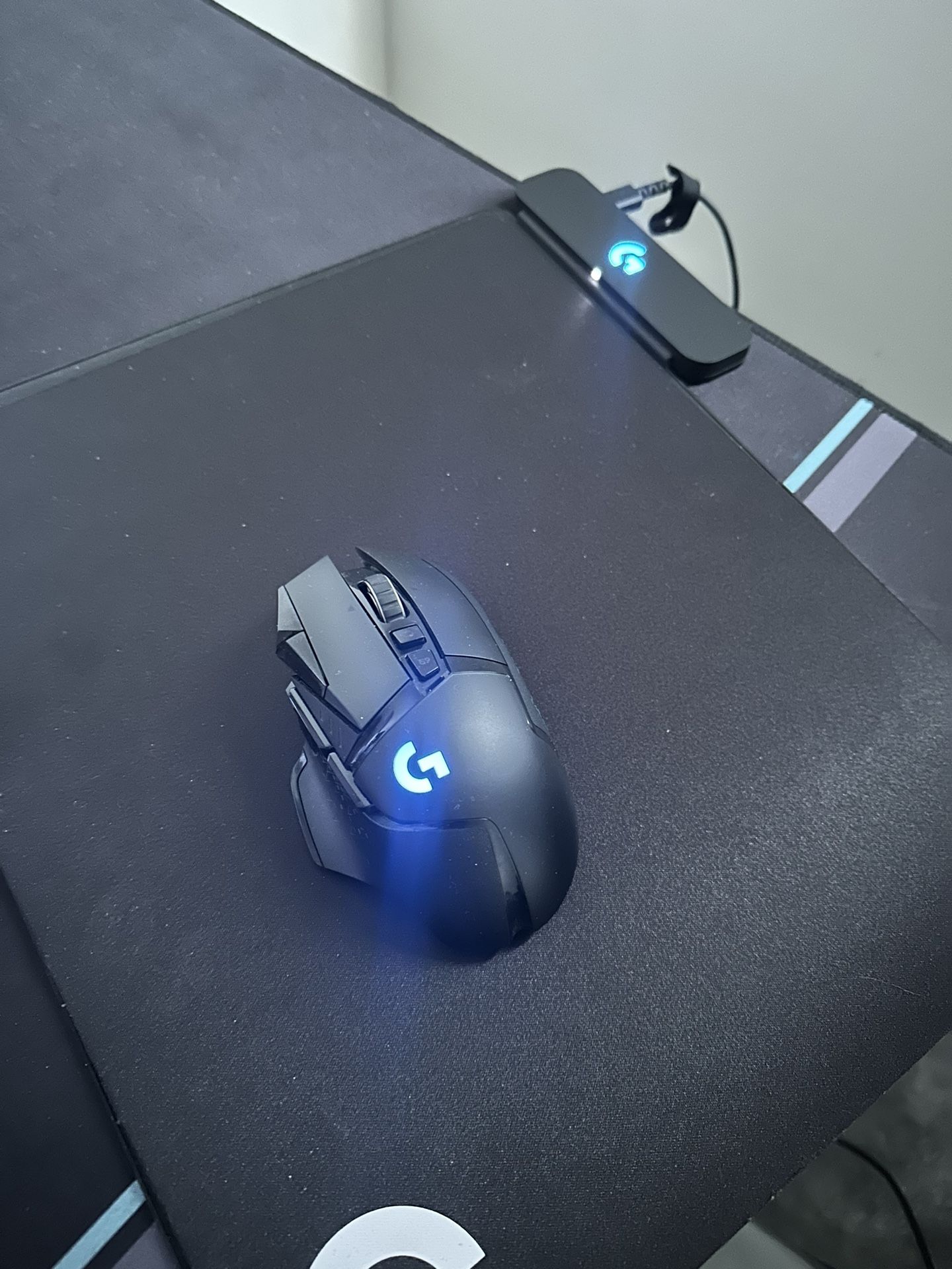 Logitech Wired/Wireless Mouse w/ Powerplay