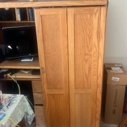Solid Wood Computer Cabinet Wit Doors_