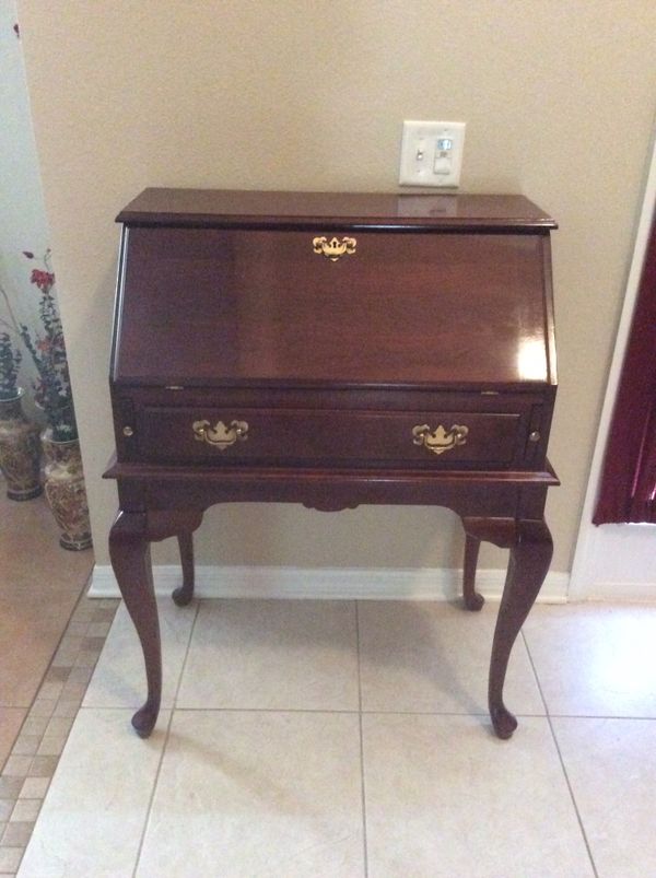 Cherry Wood Secretary S Desk For Sale In Deltona Fl Offerup