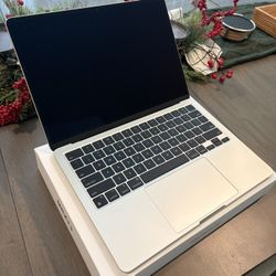 MacBook Air (13-inch, M3, 2024)