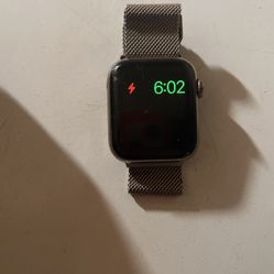 Apple Watch Series 7 