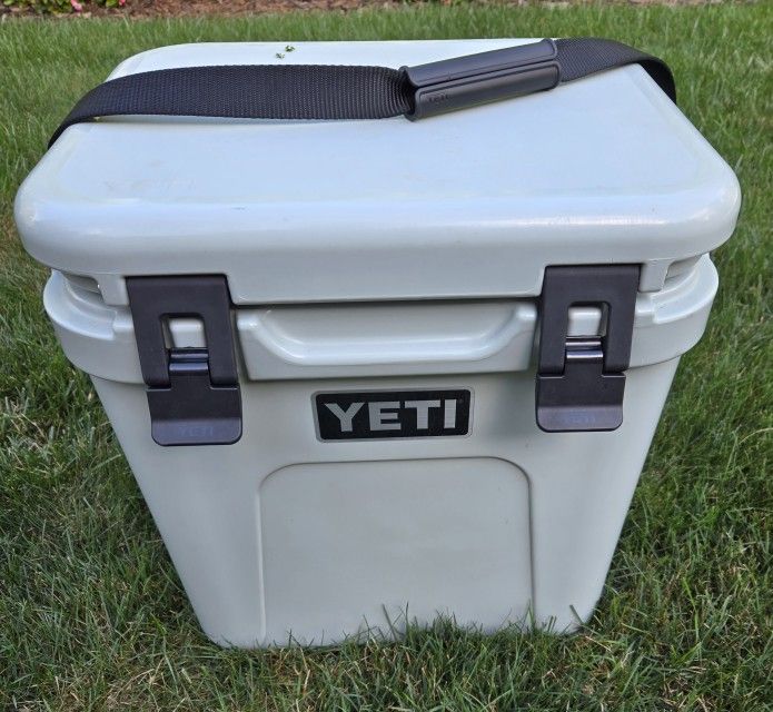 Yeti Hard Cooler