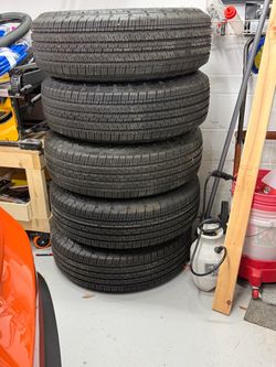 Set of 5 Used All-Season Tires