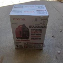 Honda EU 2200 -Watt Single Fuel (Gasoline) Inverter Generator