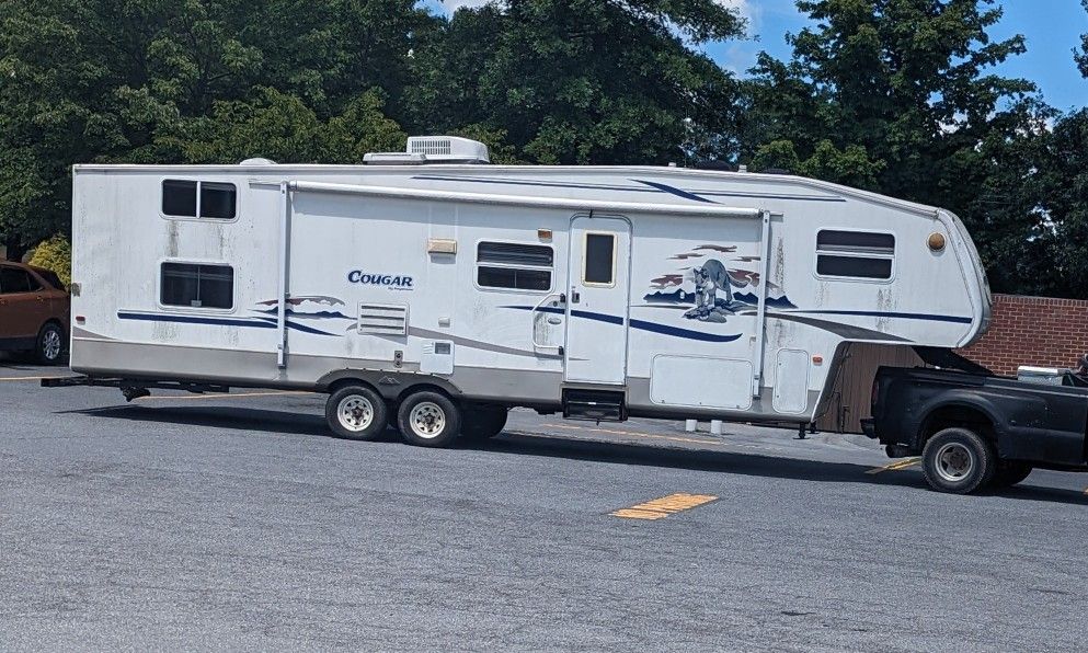 2006 cougar by keystone 5th wheel