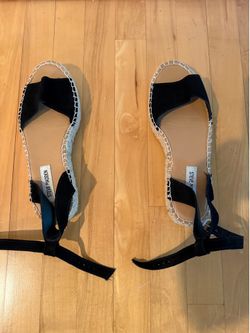 Woman’s Steve Madden Sandals