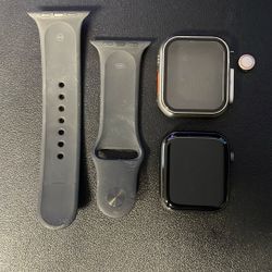 Apple Watch SE 44mm Black Aluminum Mint Condition