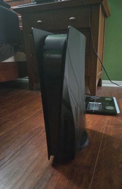 All black Ps5 and DualSense edge controller