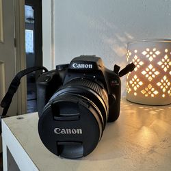 Canon EOS Rebel t100
