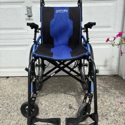 Lightweight Wheelchair 