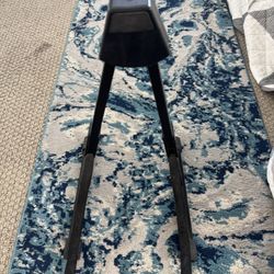 Amazon Basics Adjustable Guitar Stand