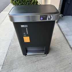 Kitchen Garbage Bin 