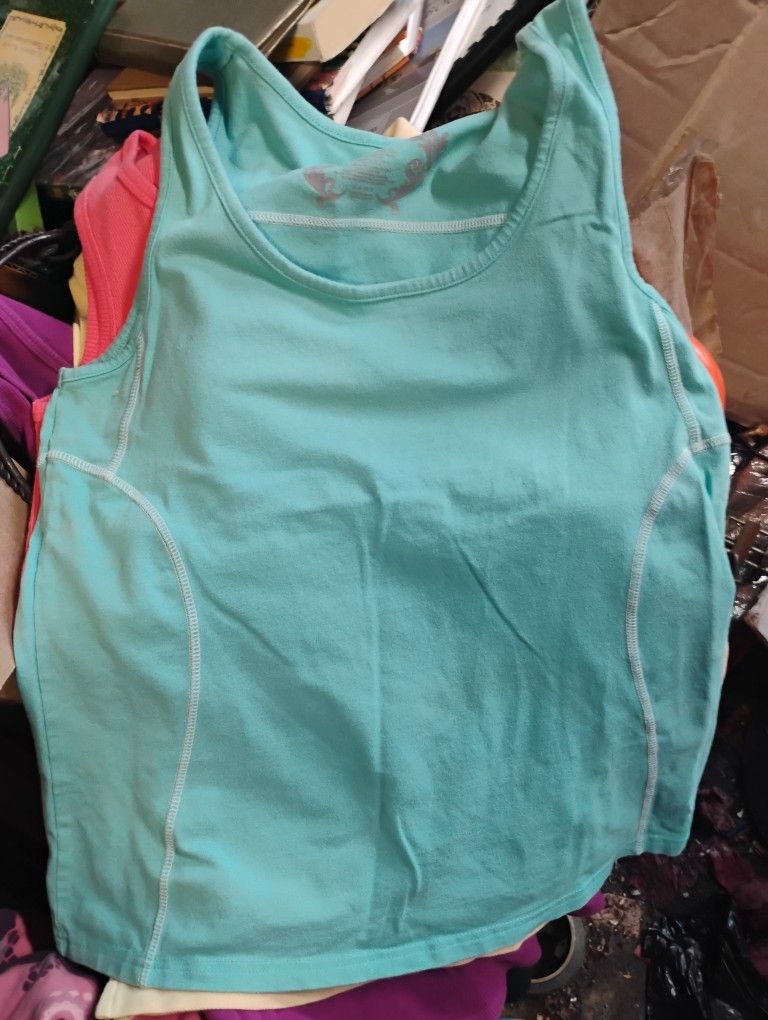 Women's Danskin Tank top Size Xl