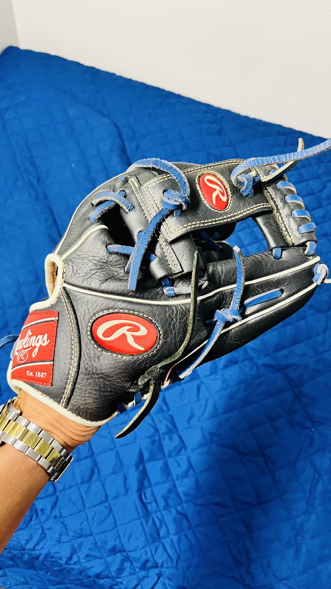 Rawlings Baseball Glove