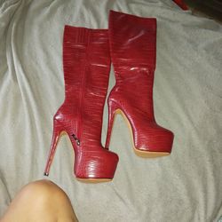 New Size 8 High Heel Boots
