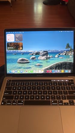 Apple MacBook Pro Laptop