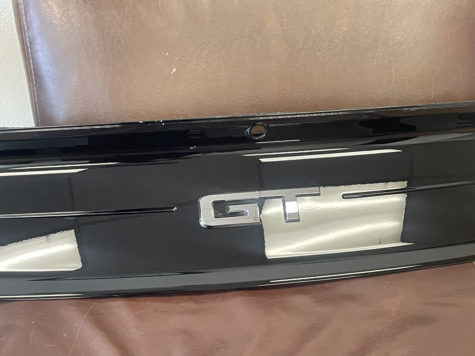 Mustang Black Trunk Cover 2018-2023