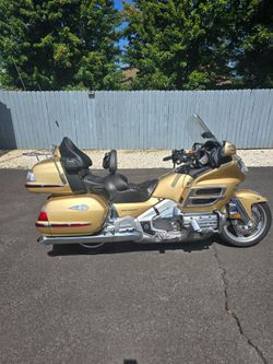 2006 Honda Goldwing GL 1800 with trailer