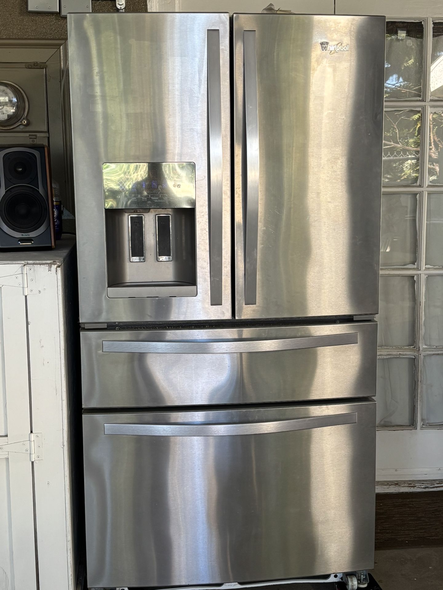 Whirlpool Refrigerator 