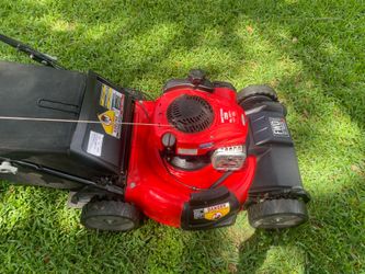 Self propelled lawn mower