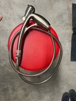 RV  oxygen-tics shower head