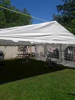 tenemos carpas disponibles para cualquier evento