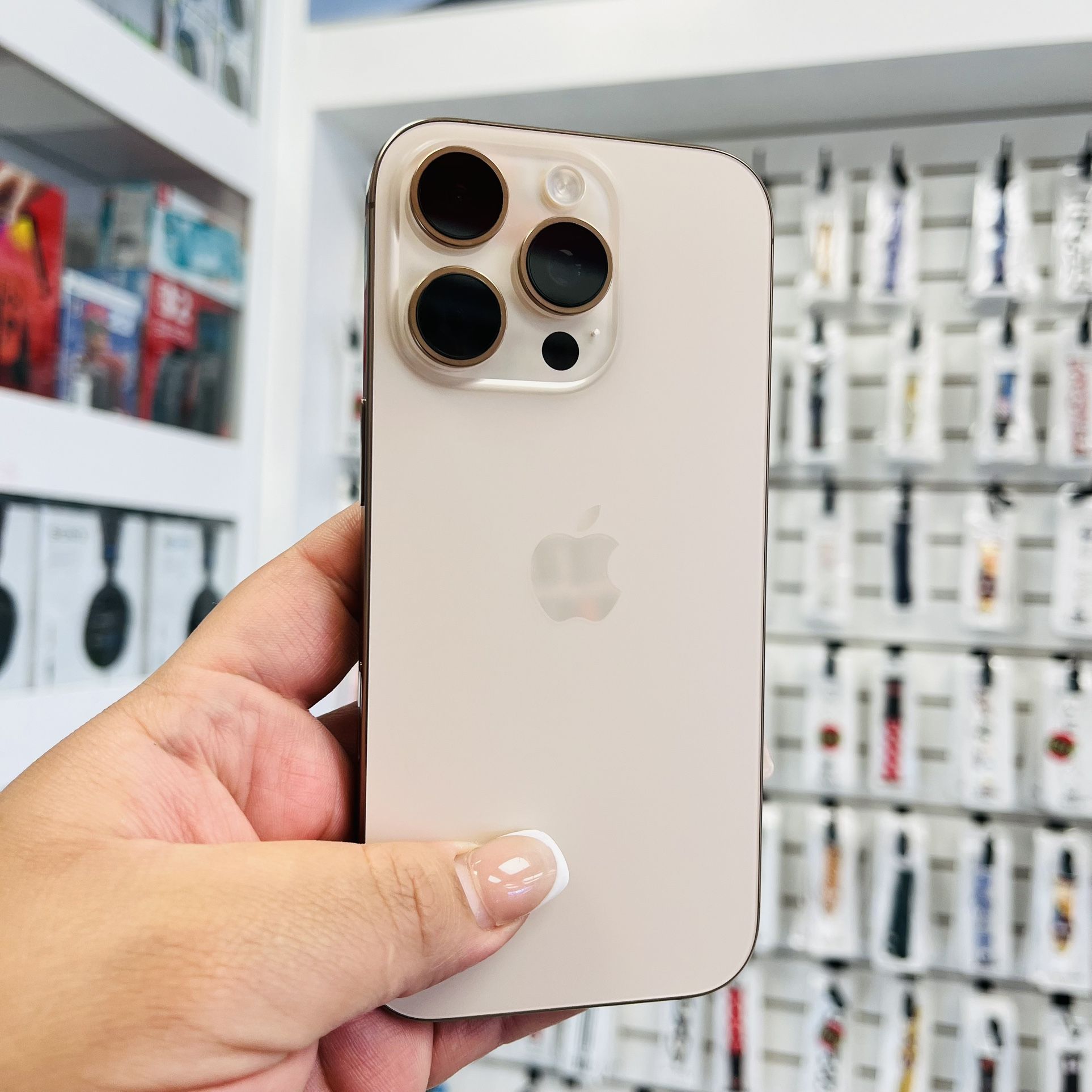 iPhone 16 Pro 128gb T-Mobile/Metro  Pcs 