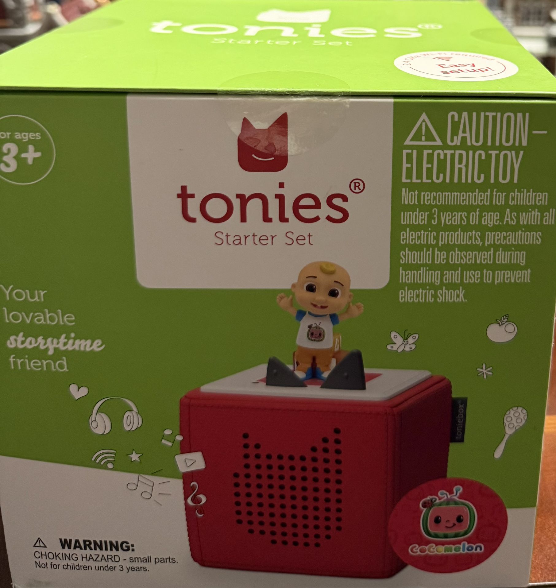 TONIES BOX AND 3 EXTRA FIGURES