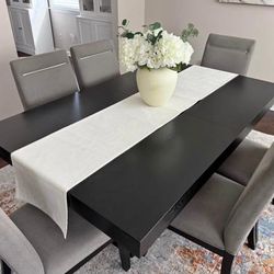 Modern Dinning table sets