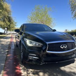 Infiniti Q50 2.0 PREMIUM