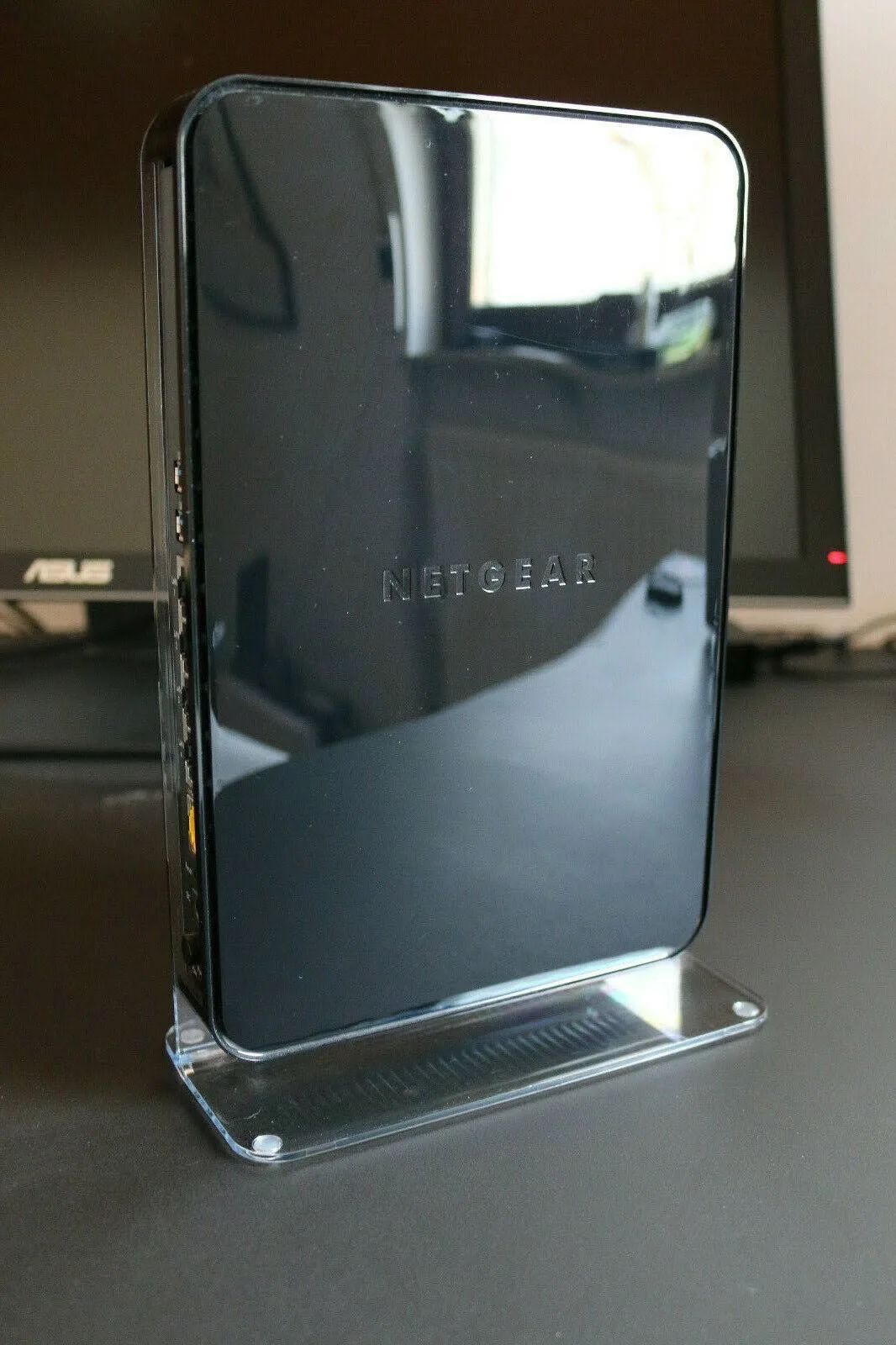 Netgear N900 WiFi Dual Band Gigabit Router (WNDR4500) V2