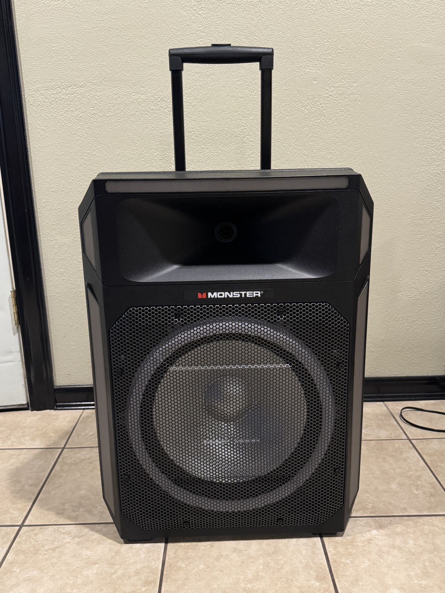 Monster XS Speaker