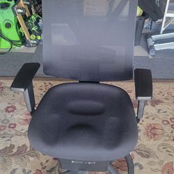 Swingsit Office Chair.  Left Arm Not Adjustable. 